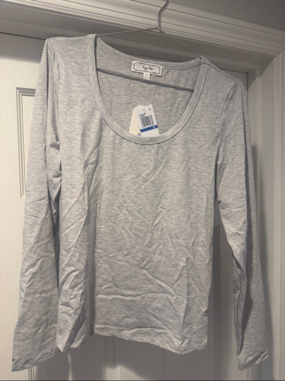 Hippie Rose Heather Gray Long Sleeve Scoop Neck Tee